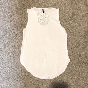 White cross-cross topped tank! Size S.